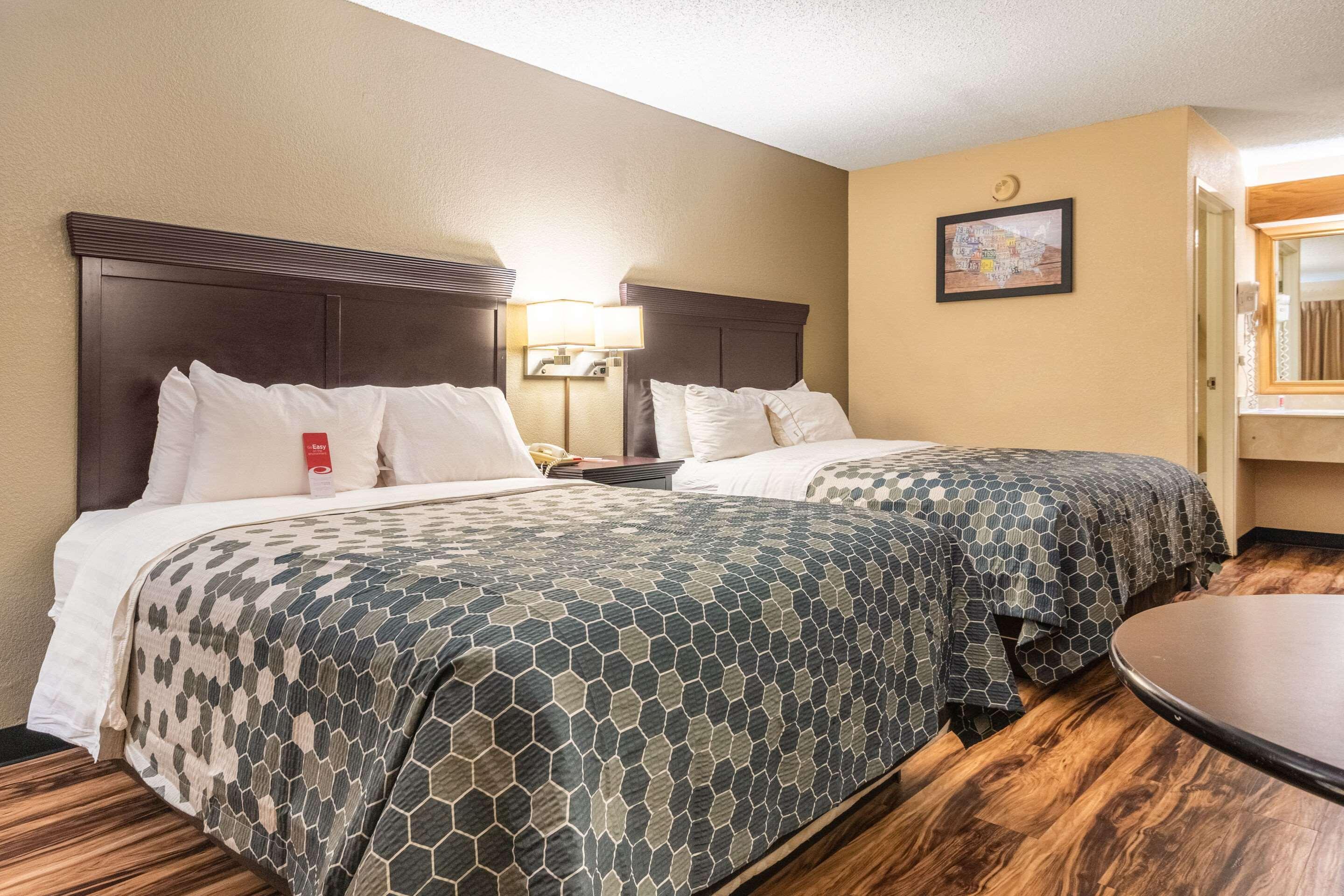 Econo Lodge Hillsboro I-35 Exterior foto